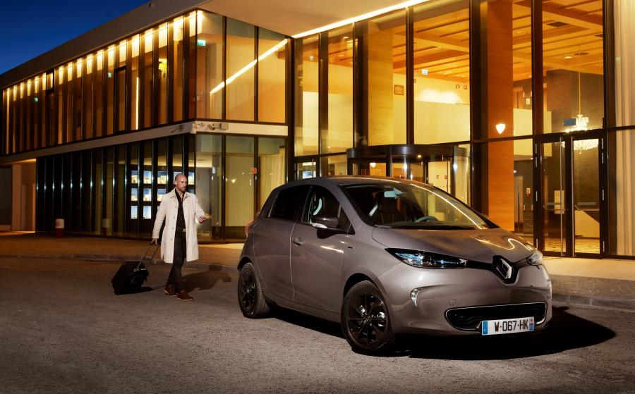  Renault Zoe Edition One 2016 года  (фото 28 из 30)